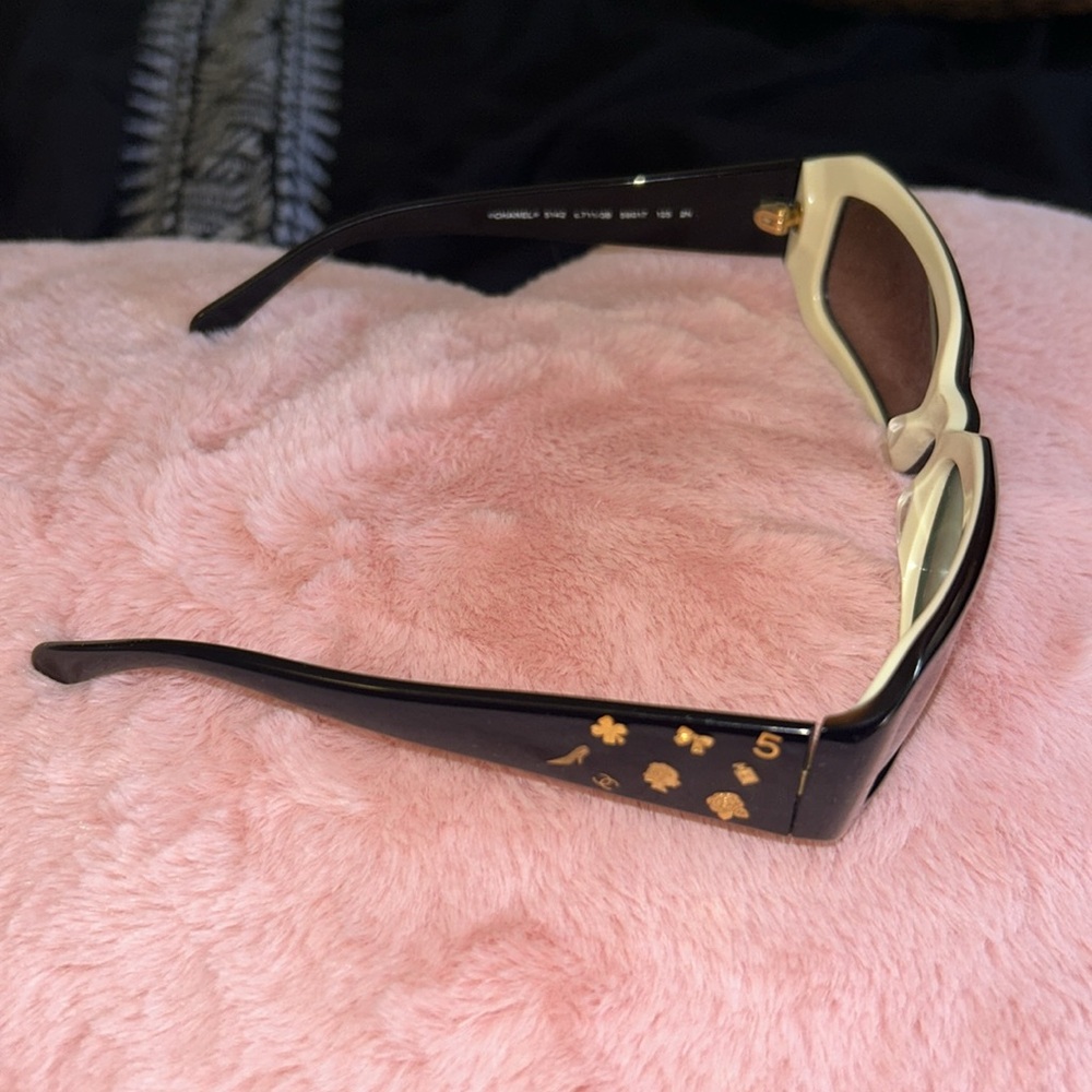 VTG Chanel Sunnies